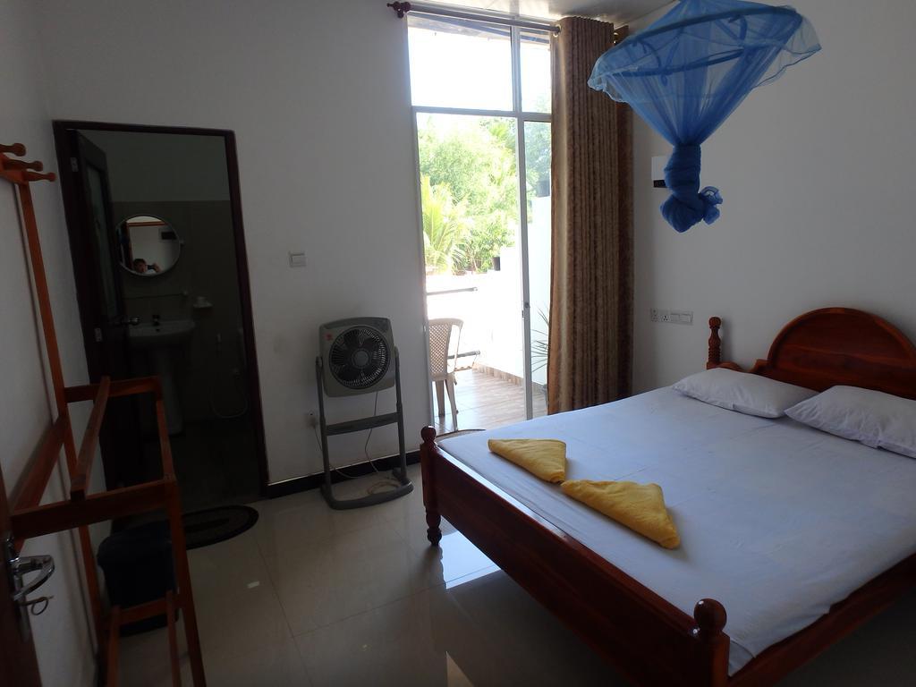 K Holiday Tissamaharama Ngoại thất bức ảnh